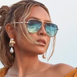 Quay x DESI PERKINS High Key Rimless Blue Fade